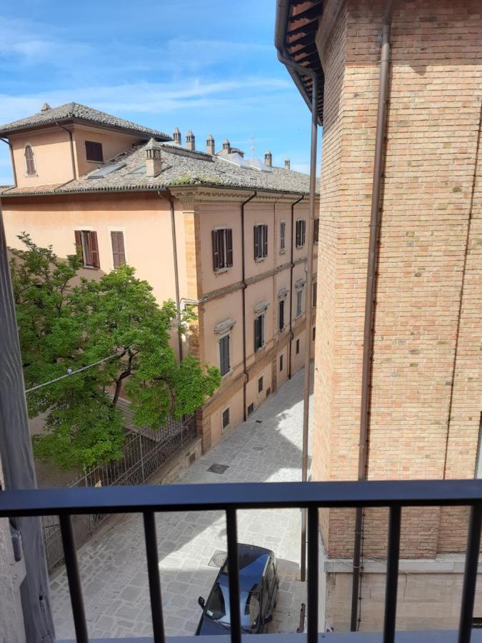 Bed and Breakfast L'Inferno Di Dante Gubbio Esterno foto