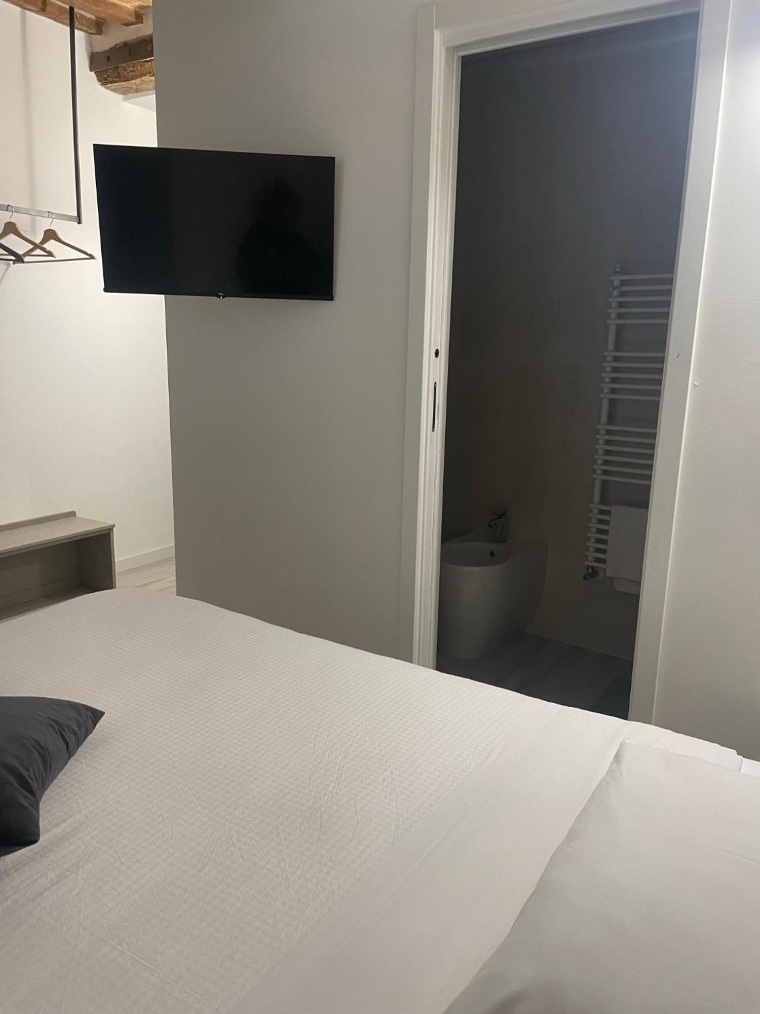 Bed and Breakfast L'Inferno Di Dante Gubbio Esterno foto