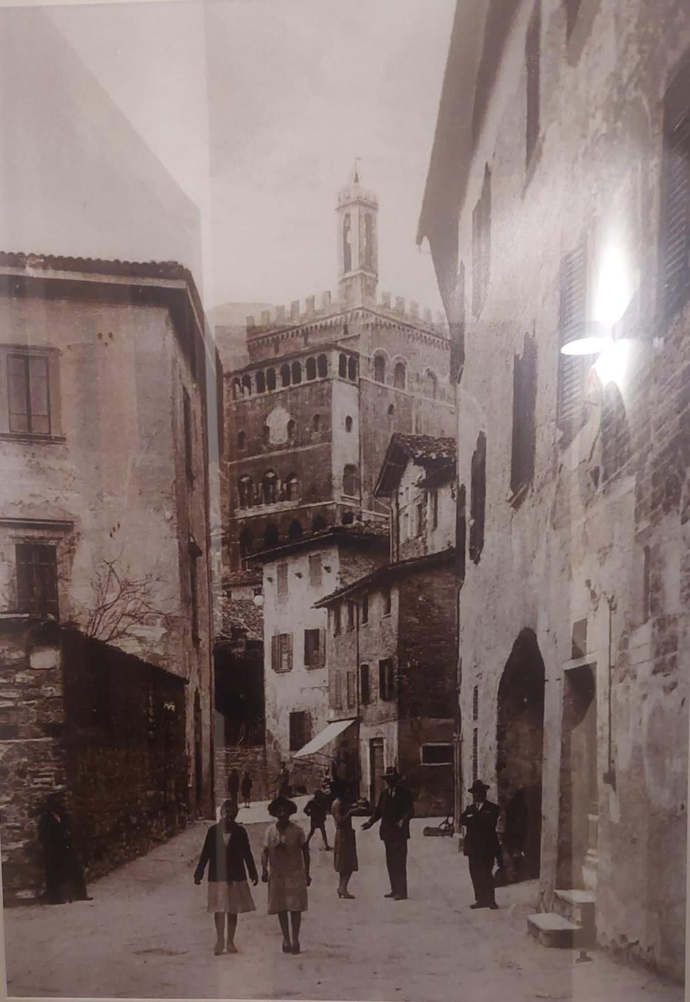 Bed and Breakfast L'Inferno Di Dante Gubbio Esterno foto